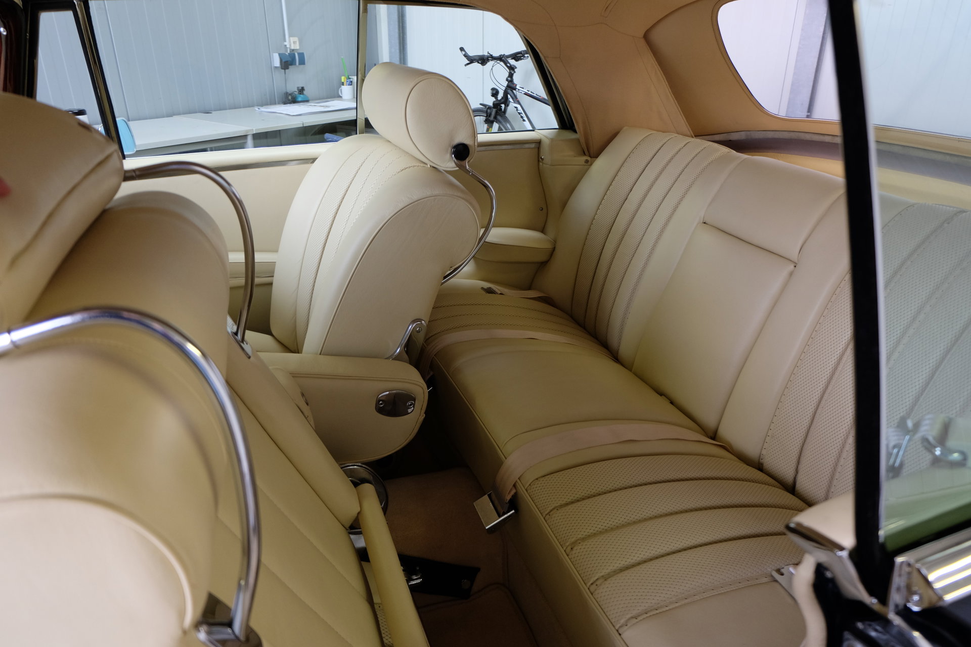1965 Mercedes-Benz W111/112 - 300 SE Cabriolet - sold -, foto 5