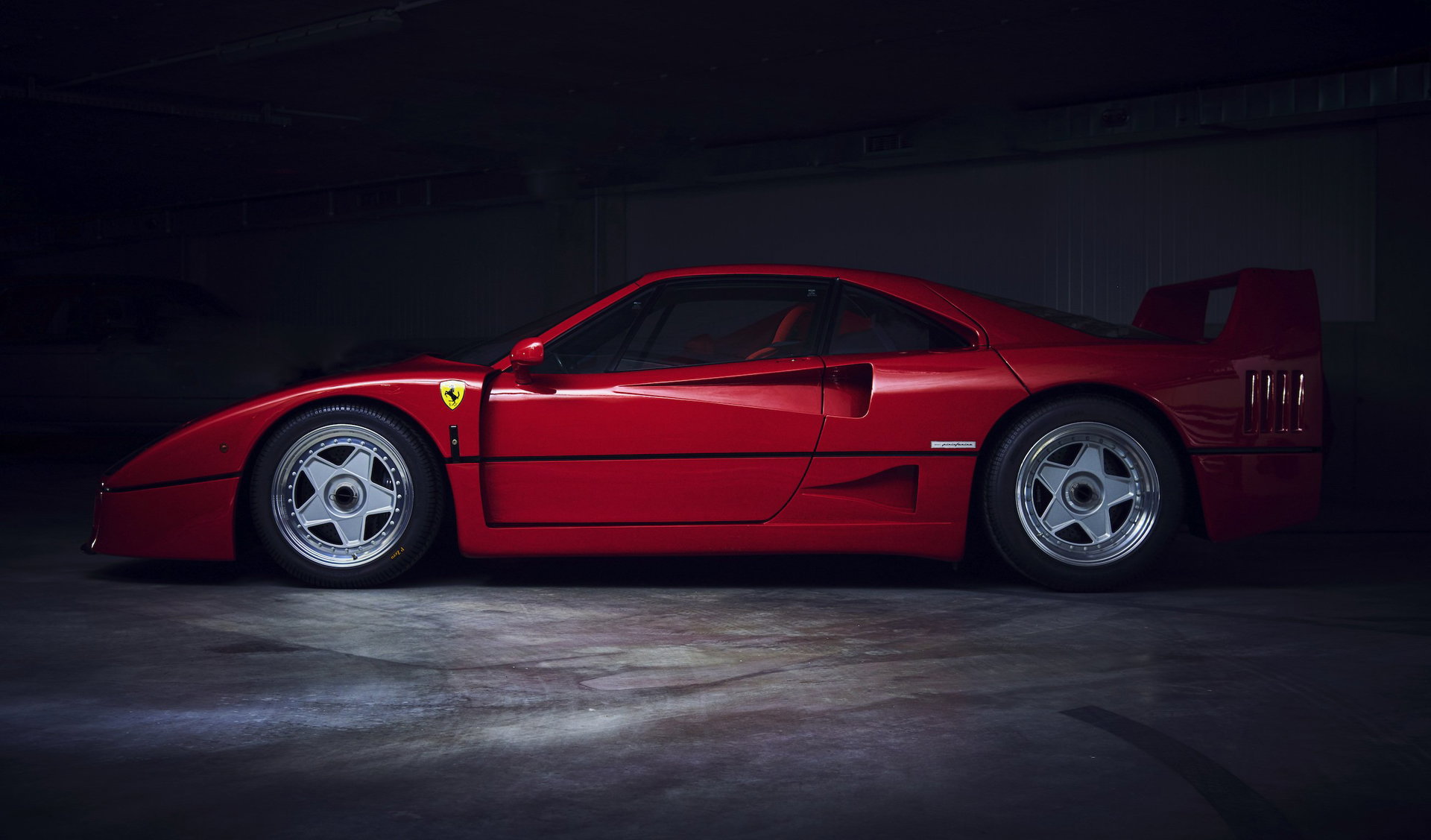 1990 Ferrari F40 - 8.900km / Collectors Conition, foto 2