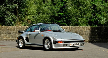 1985 Porsche 911 12.jpg