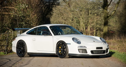 2010 Porsche 911 GT3 21.jpg