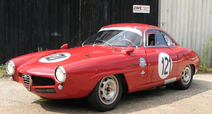 1960 Alfa Romeo Giulietta 6437-0.jpg