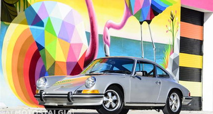 1972 Porsche 911 1-6875.jpg