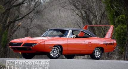 1970 Plymouth Superbird 1-7875.jpg