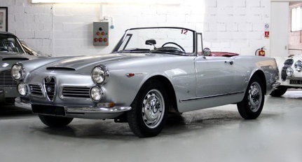 1963 Alfa Romeo 2600 alfa-romeo-2600-spider-touring-1963-6-cylindres-arbres-cames-grise-artebellum-1495545838202.jpg
