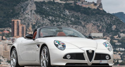 2010 Alfa Romeo 8C - 8C Spider 209ece6f9283e374d24b95ad0bffbf75afa7a62d.jpg