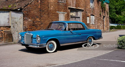 1962 Mercedes-Benz W111/112 - 220 SE Coupé 5f893ba582743c2e358d658a341d37d6f1c42dab.jpg