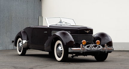 1937 Cord 812 - Supercharged Phaeton 8dbb975fd9aa570fad139d14e78ea184ddf48d8f.jpg