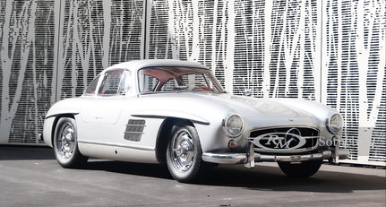1955 Mercedes-Benz 300 SL - Gullwing 8816c4014b3120df9fed84b0d5c11ccc22a25d9c.jpg