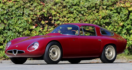 1965 Alfa Romeo TZ1 - TZ front_qtr_low_11.jpg