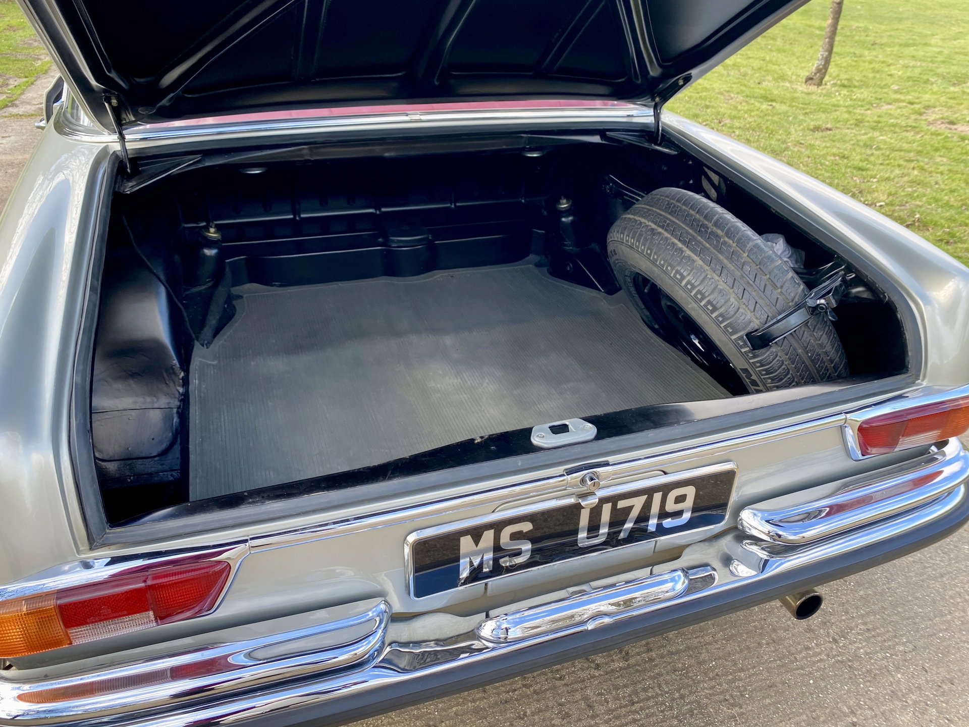 1970 Mercedes-Benz S-Class W111/112 - 500SE, foto 12