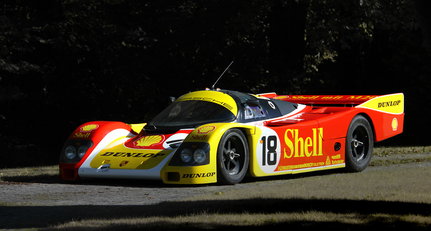 1987 Porsche 962 higher-front.jpg