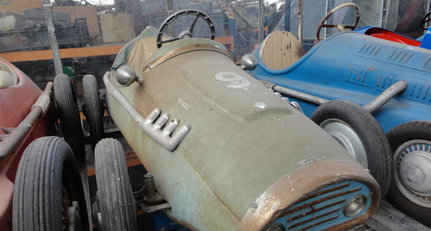1955 Pedalcars - pedal car img0.jpg