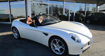 2010 Alfa Romeo 8C - Spider img_0756.jpg