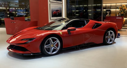 2020 Ferrari SF90