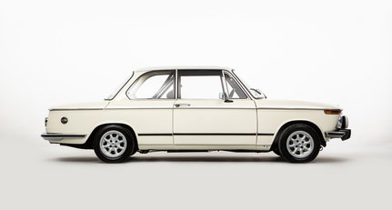 1973 BMW 2002 - FIA GROUP 1 RACE/RALLY SPEC // RESTORED, LIGHTENED AND SEAM WELDED BODY img_5278-edit.jpg