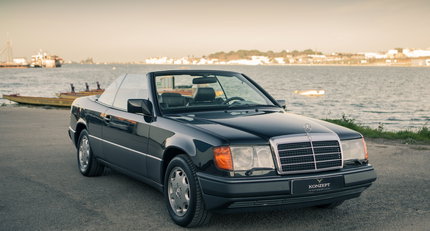 1992 Mercedes-Benz E-Class - 300 CE 24V W124 img_6131.jpg