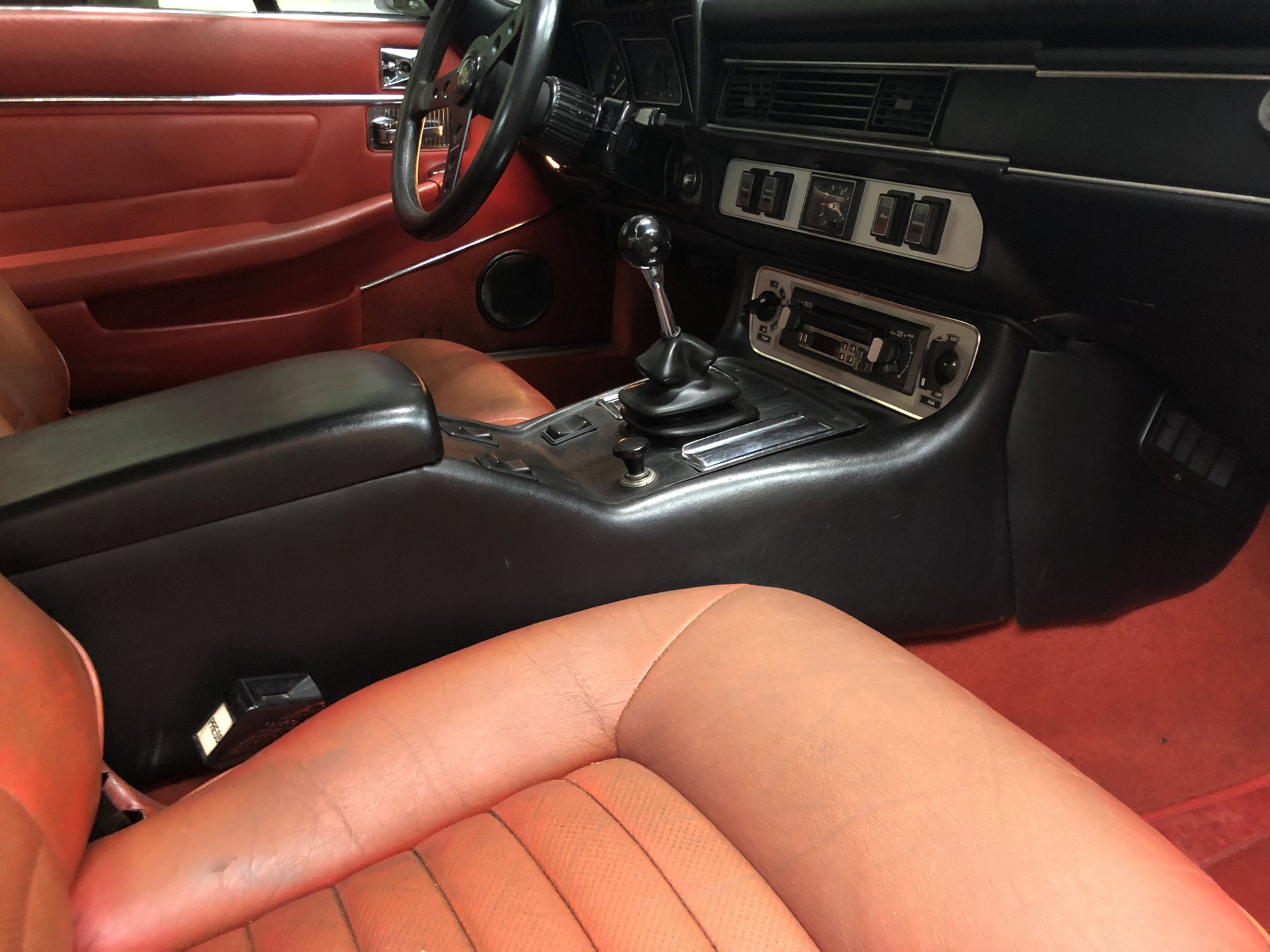 1977 Jaguar XJS - pre H.E. Manual, foto 9
