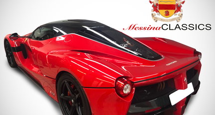 laferrari-nero-hinten-1.jpg