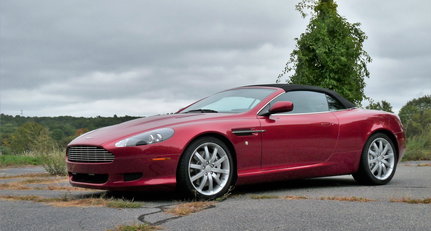 2006 Aston Martin DB9 - DB9 Volante p1450655.jpg