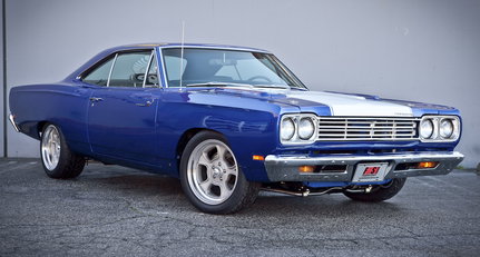plymouthroadrunner001.jpg