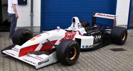 1991 Porsche Racing Special - Formel 1 Footwoork seite_internet.jpg