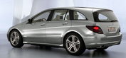 Mercedes 'Sports Tourer' family revealed at Paris 2004 Mercedes 'Sports Tourer' family revealed at Paris 2004