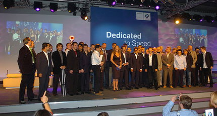 Gas geben und standfest bleiben – die BMW Motorsport Party 2004 Gas geben und standfest bleiben – die BMW Motorsport Party 2004