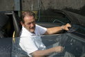 Lamborghini-Werksfahrer Valentino Balboni lädt ein Lamborghini-Werksfahrer Valentino Balboni lädt ein