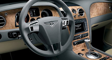 Bentley Continental Flying Spur 2009: Auf Speed