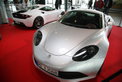 Retro Classics 2009: Automobile Vielfalt in acht Messehallen Retro Classics 2009: Automobile Vielfalt in acht Messehallen
