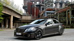 Brabus E V12: Der schwarze Baron Brabus E V12: Der schwarze Baron