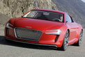Audi e-tron: Elektronen-Beschleuniger Audi e-tron: Elektronen-Beschleuniger