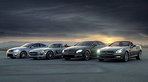 Mercedes enthüllt SLS Roadster und C-Klasse Coupé in Super-Bowl-Spot Mercedes enthüllt SLS Roadster und C-Klasse Coupé in Super-Bowl-Spot