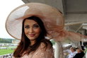 Prix de Diane 2011: Die schönsten Damen auf dem Turf Prix de Diane 2011: Die schönsten Damen auf dem Turf