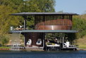 Shore Vista Boat Dock: Bootsgarage Shore Vista Boat Dock: Bootsgarage