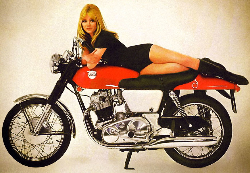 Norton_Commander_750_Fastback_