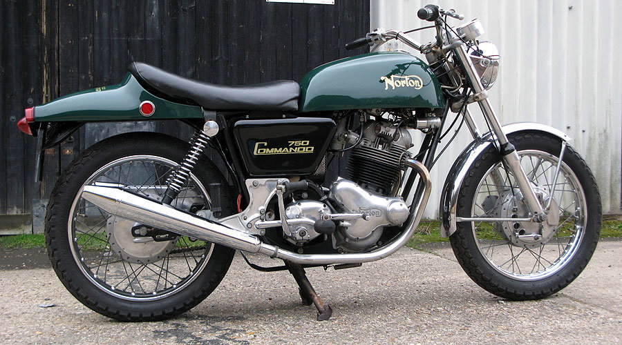 Norton Commando 750 Fastback: Command and Conquer | Classic Driver