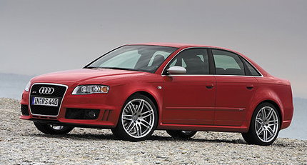 Audi RS4 - coming to a showroom near you soon Audi RS4 - coming to a showroom near you soon