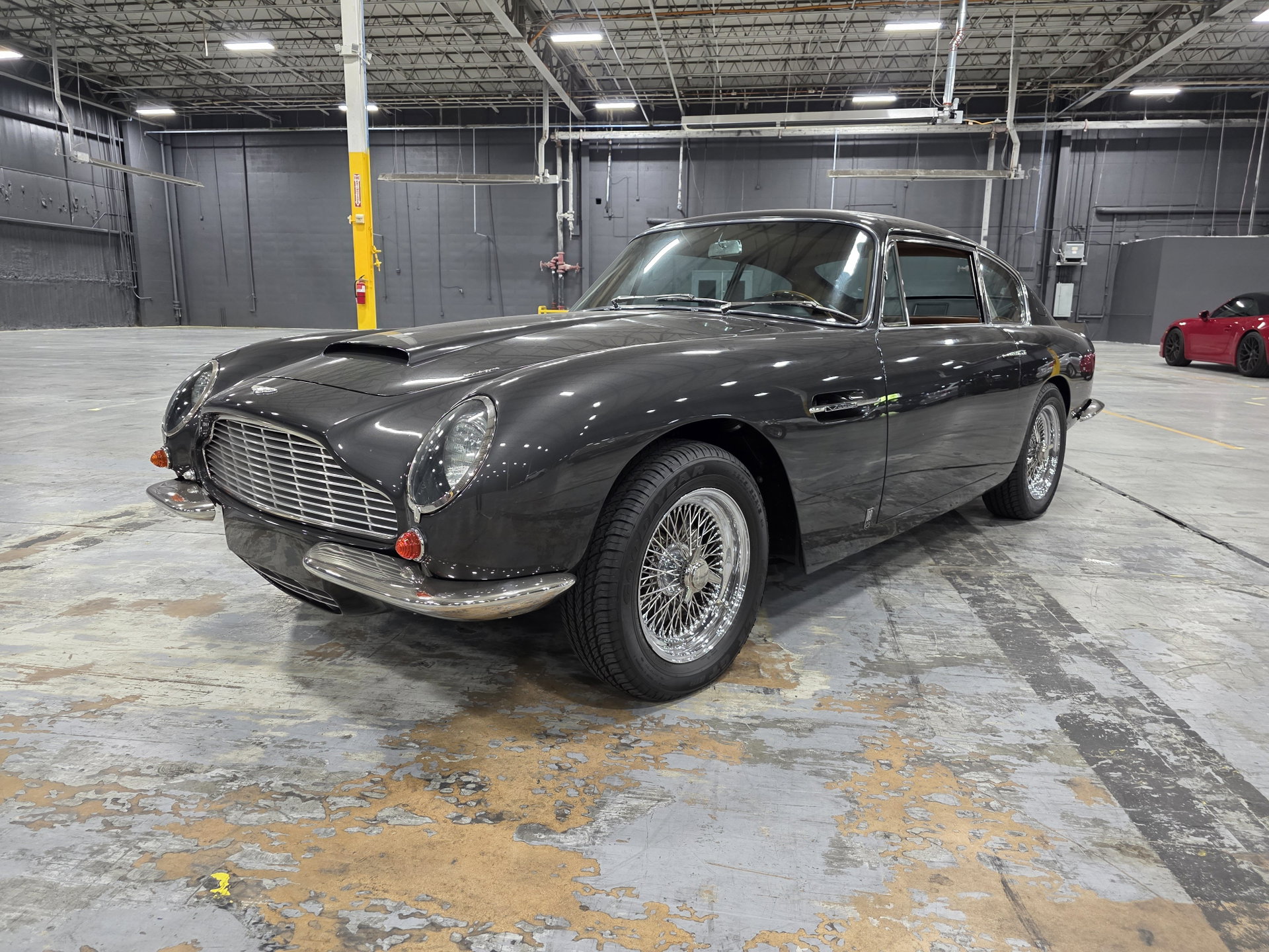 1966 Aston Martin DB6 - Vantage Superleggera, foto 4