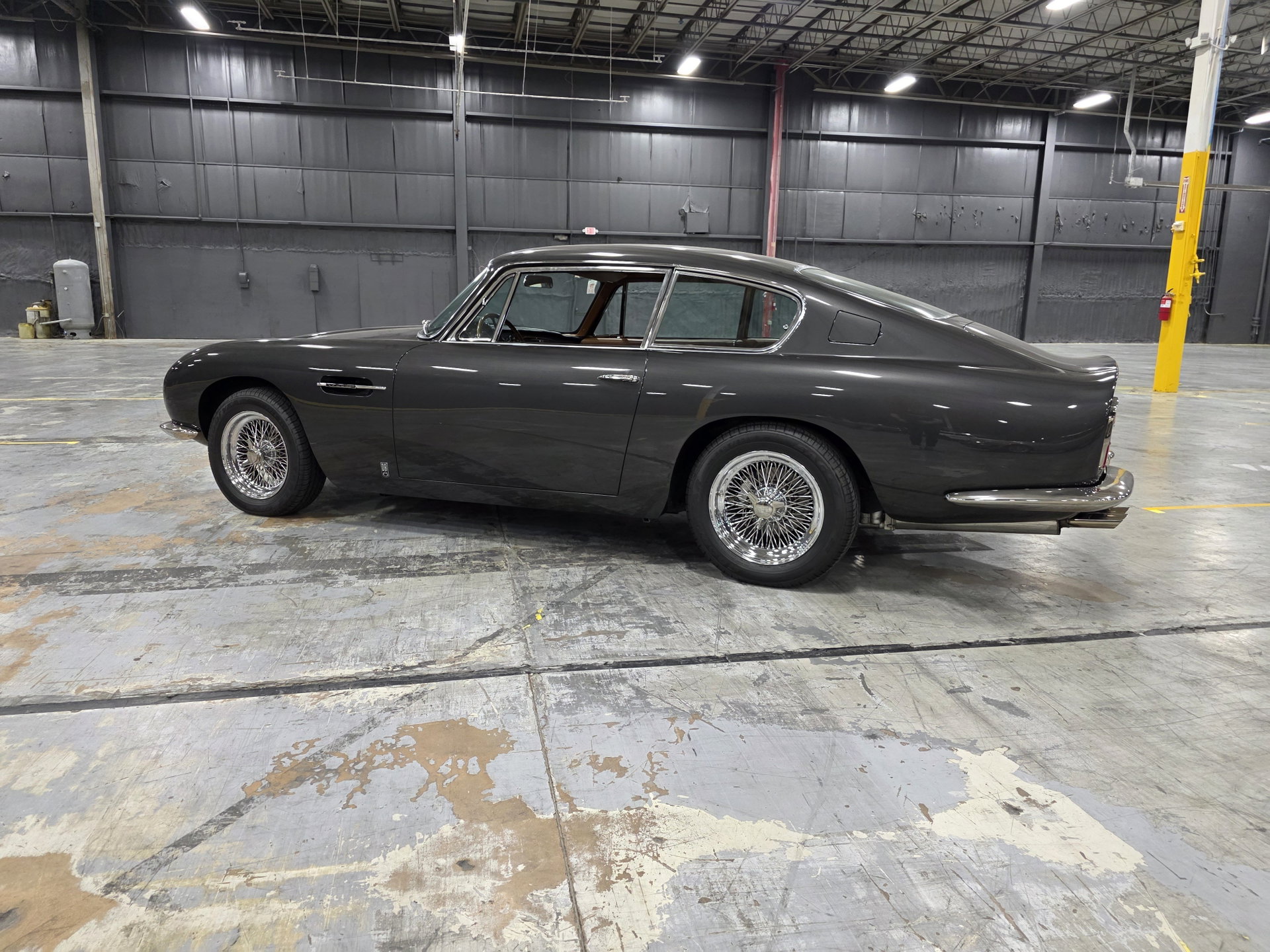 1966 Aston Martin DB6 - Vantage Superleggera, foto 7