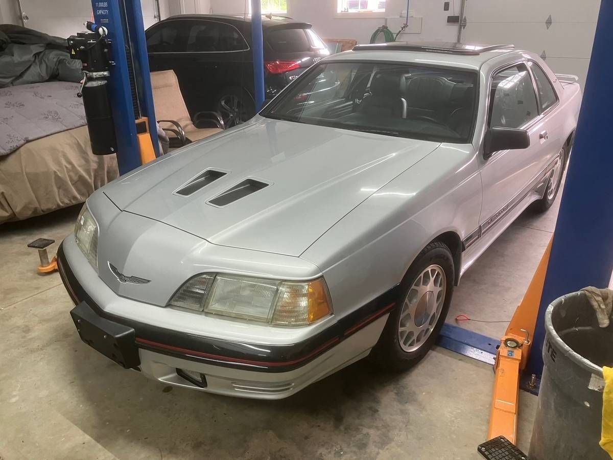 1988 Ford Thunderbird - TURBO COUPE 56K ORIGINAL MILES, foto 2