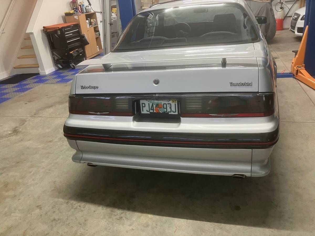 1988 Ford Thunderbird - TURBO COUPE 56K ORIGINAL MILES, foto 6