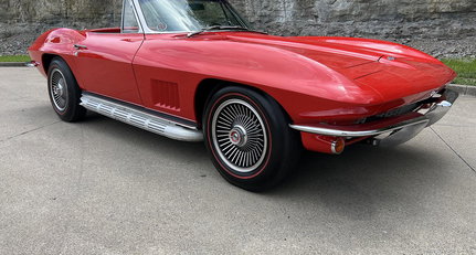 1967 Chevrolet Corvette a20922e904f899e3ef89c22b3efb4529.jpeg
