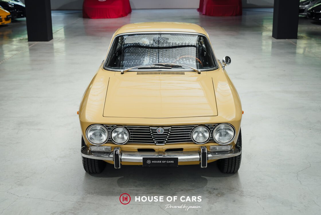1972 Alfa Romeo 2000 - GT Veloce Bertone - Restored - Giallo Piper, foto 3