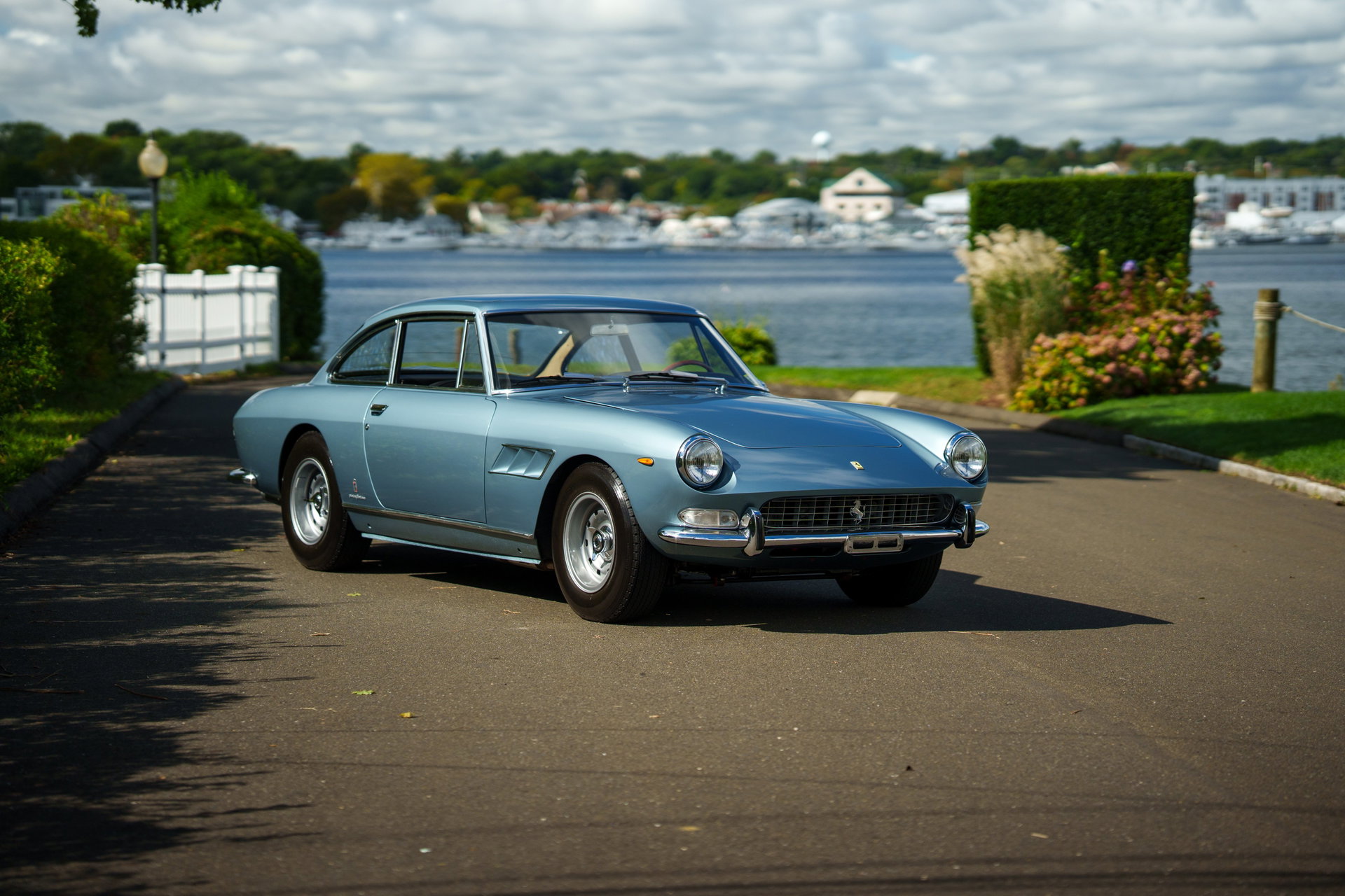 1967 Ferrari 330 - GT 2+2, foto 2