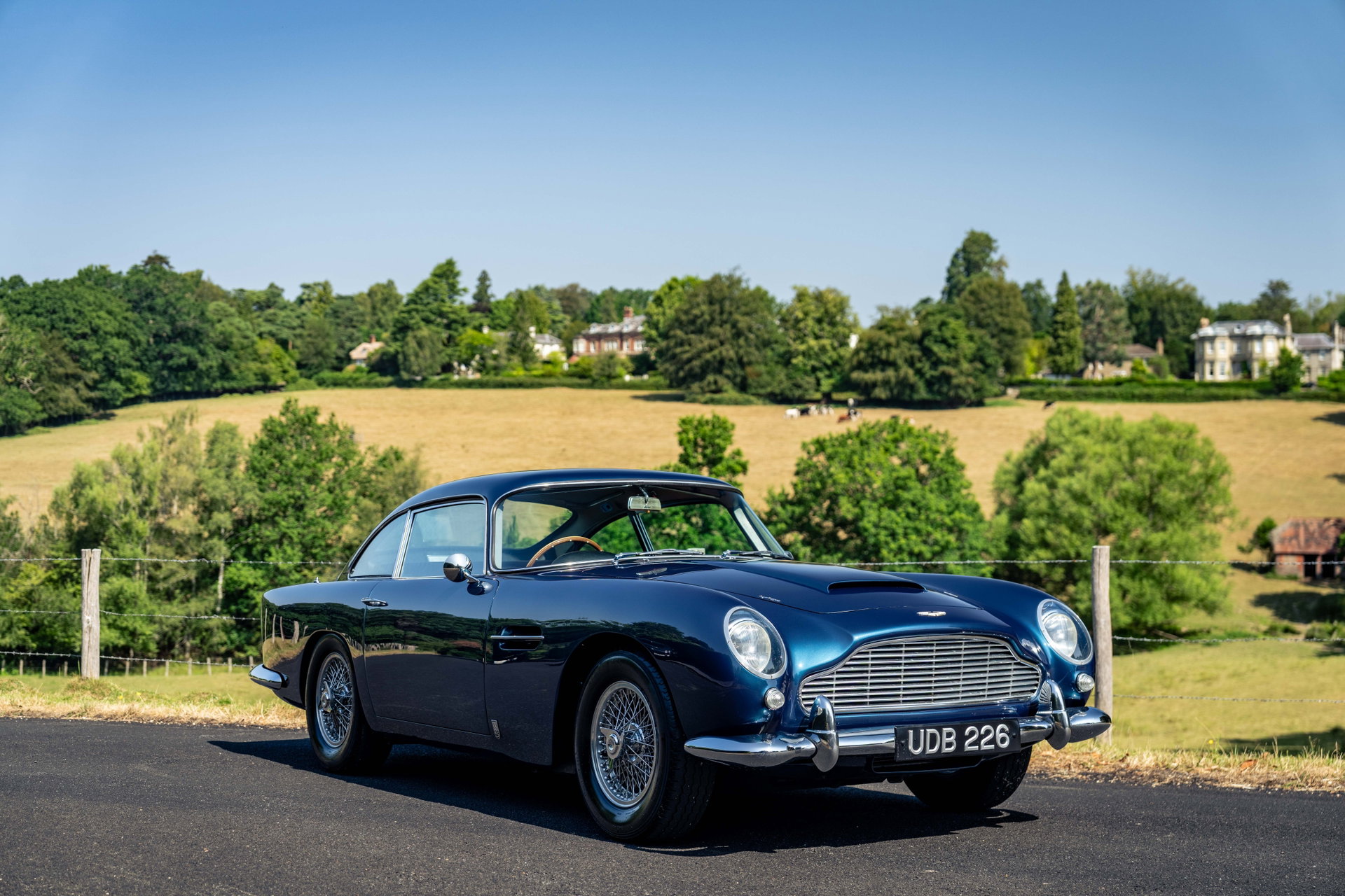 1964 Aston Martin DB5 - DB5 Saloon - Original Sierra Blue, foto 1