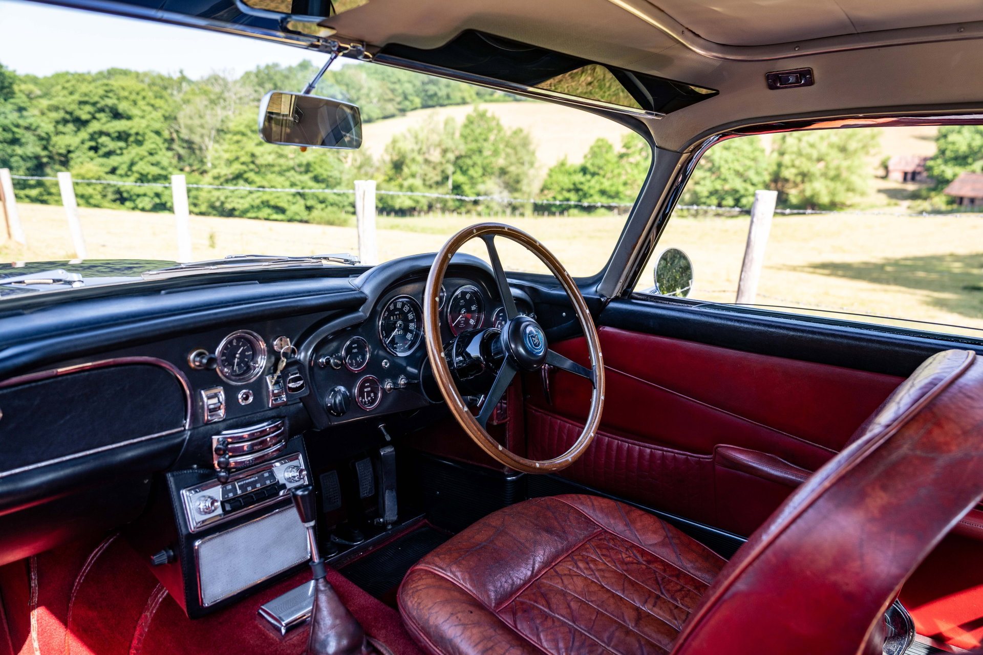 1964 Aston Martin DB5 - DB5 Saloon - Original Sierra Blue, foto 10