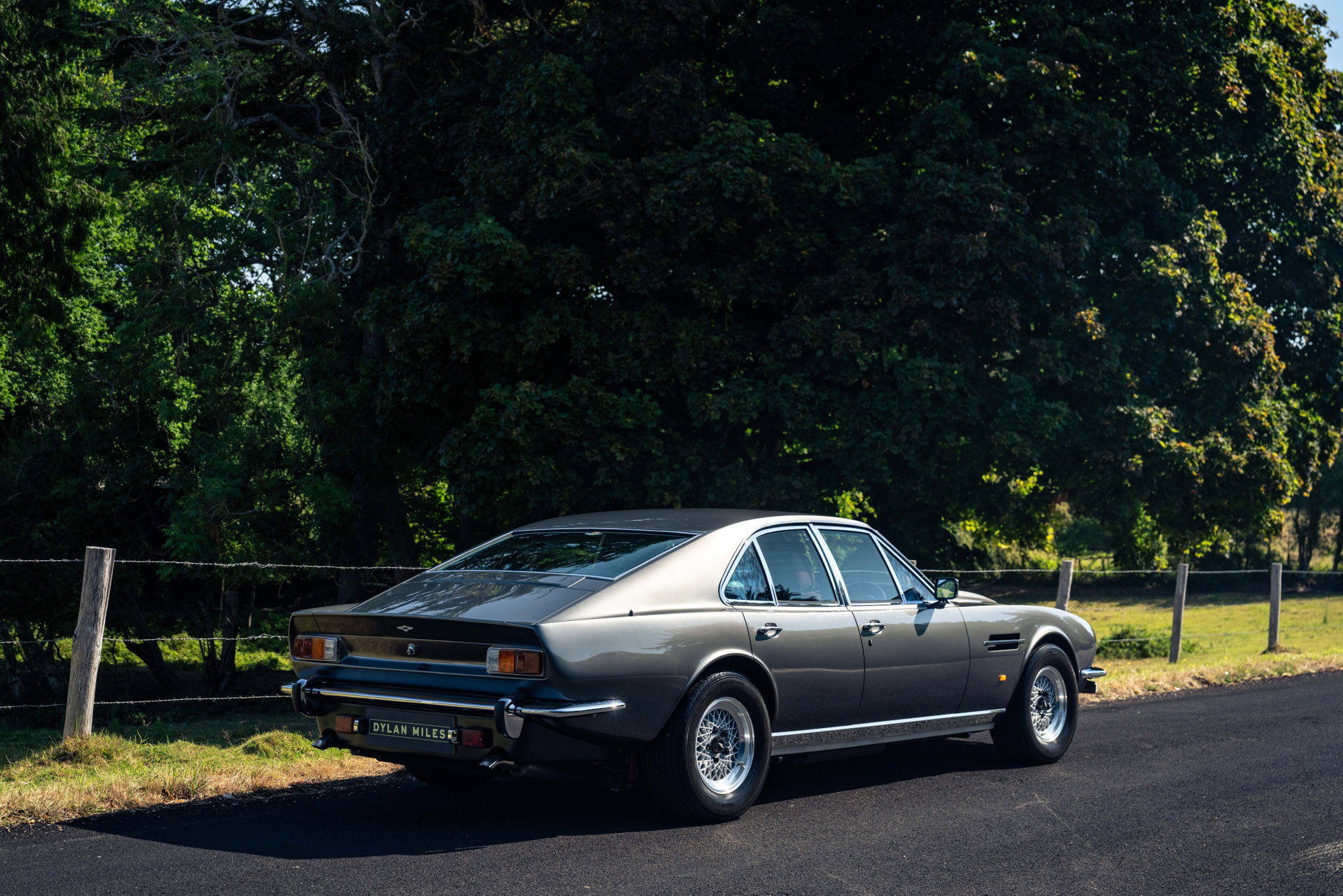1974 Aston Martin Lagonda - Aston Martin Lagonda Series One - 1974 London Motorshow Car, foto 10
