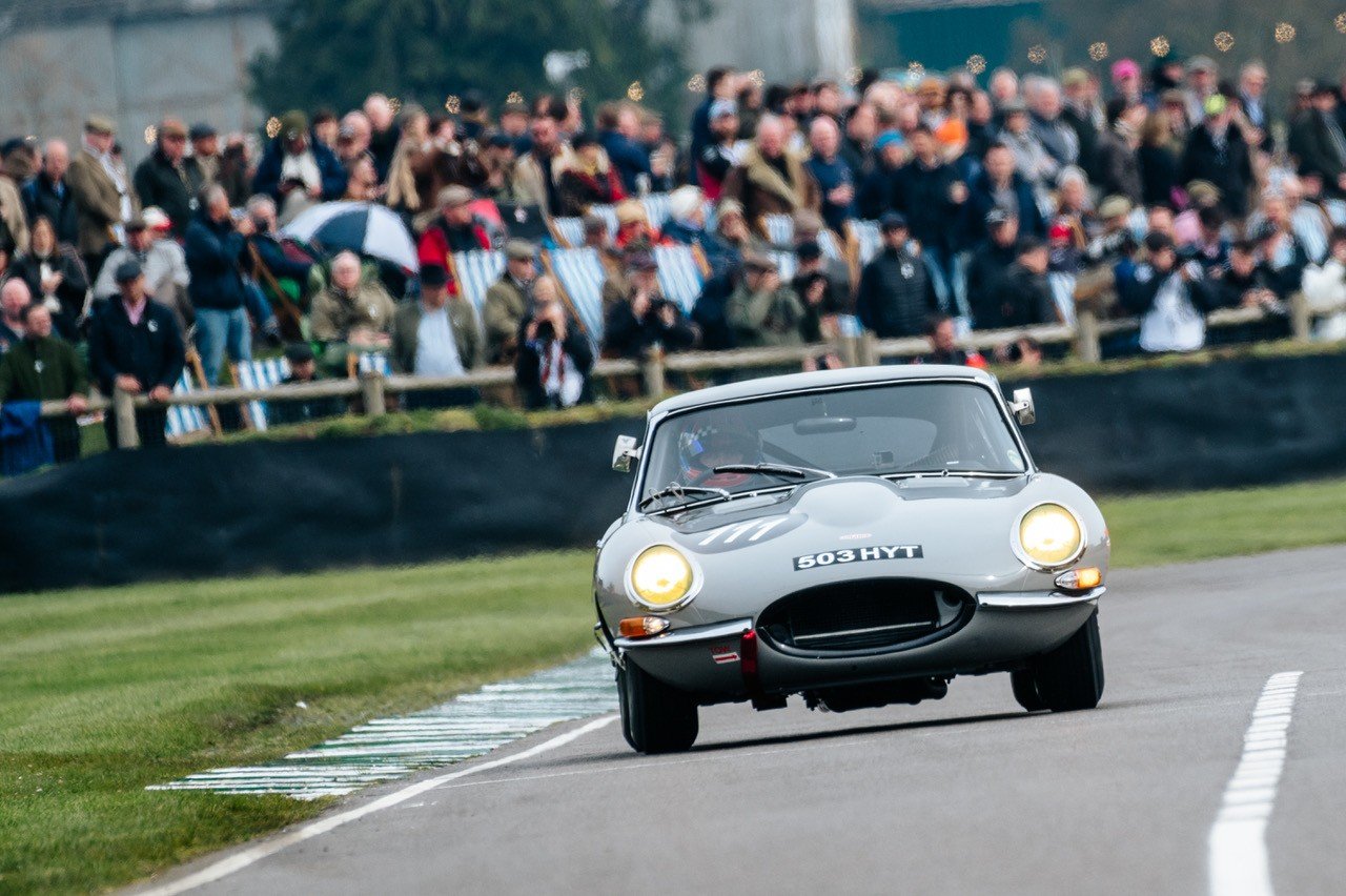 1962 Jaguar E-Type SI - RACE WINNING 1962 JAGUAR E-TYPE SERIES 1 FHC, PRE 63 RACE CAR CURRENT FIA PAPERS, foto 8