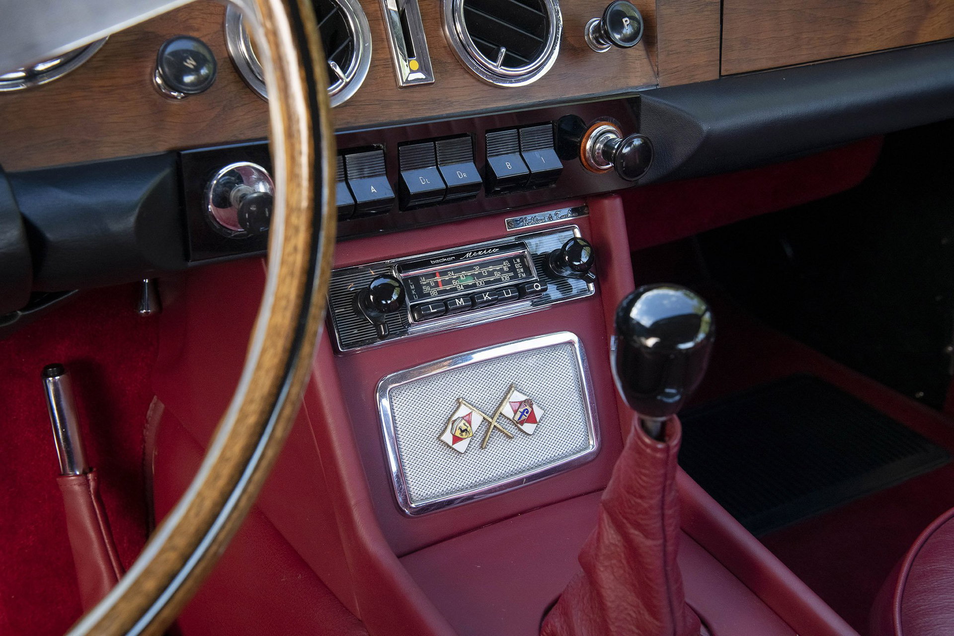 1965 Ferrari 330 - Ferrari 330 GT 2+2 Series I ‘Interim’ 1 of 124 cars built, foto 6